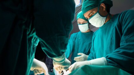Türkiyədə çalışan azərbaycanlı həkimlərdən çağırış -"Yeni qanun gələcəyimizi təhlükəyə atır"