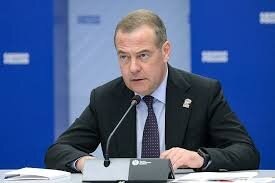 Medvedyev onu təhqir etdi