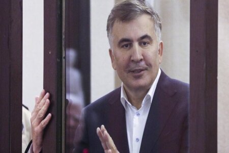 Gürcüstan hakimiyyəti Rusiya ilə müharibənin başlamasında Saakaşvilini günahlandırıb