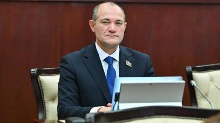 Deputat: “400 manatla ailə dolandırmaq mümkünsüzdür”