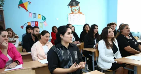Məktəblərdə valideynlər üçün rəsmi qəbul sistemi tətbiq olunacaq? - AÇIQLAMA