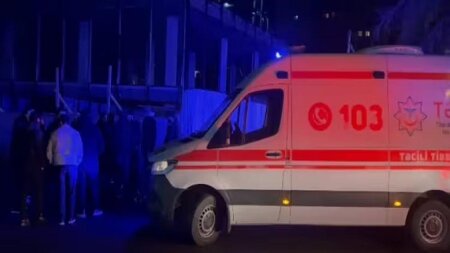 17 yaşlı oğlan anasına 12 bıçaq zərbəsi vurub - Bakıda dəhşət