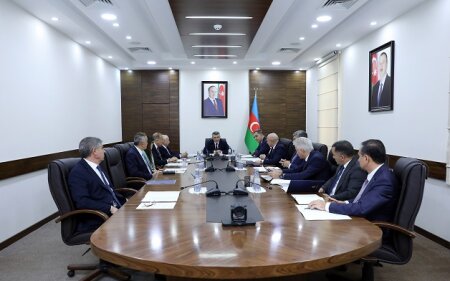 Məhkəmə-Hüquq Şurası 39 hakimliyə namizədlə bağlı qərar qəbul etdi - FOTO