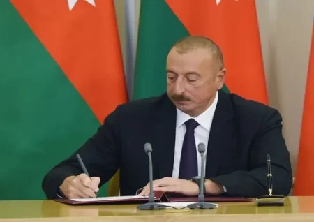 Universitetlərdə yeni fənlər tədris olunacaq – Prezident TƏSDİQLƏDİ