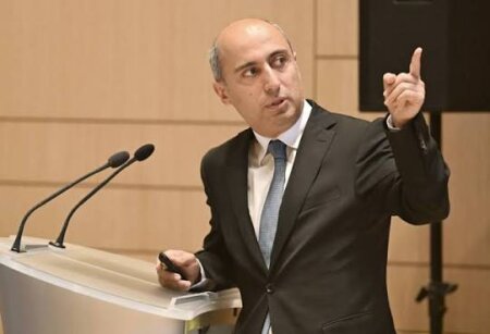 Elm və Təhsil Nazirliyində milyardlıq yeyinti: Əmrullayev yola salınır? - DETALLAR