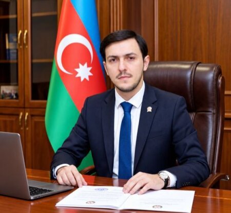 Ağasif Şakiroğlu: “Mən də ibadət edirəm, amma bunu təbliğat vasitəsinə çevirməyi doğru hesab etmirəm”